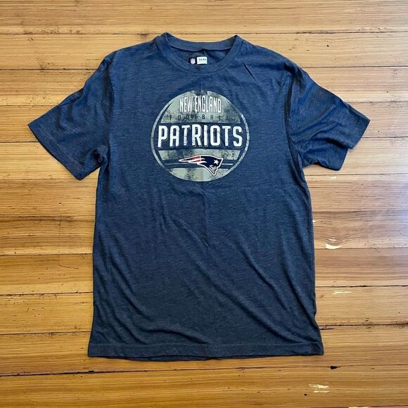 New England Patriots team apparel T-Shirt. Size M. - Picture 1 of 7